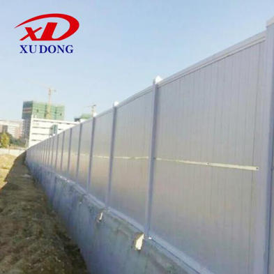 施工現(xiàn)場為何用旭東PVC圍擋？質(zhì)量和安全是決勝的關(guān)鍵！
